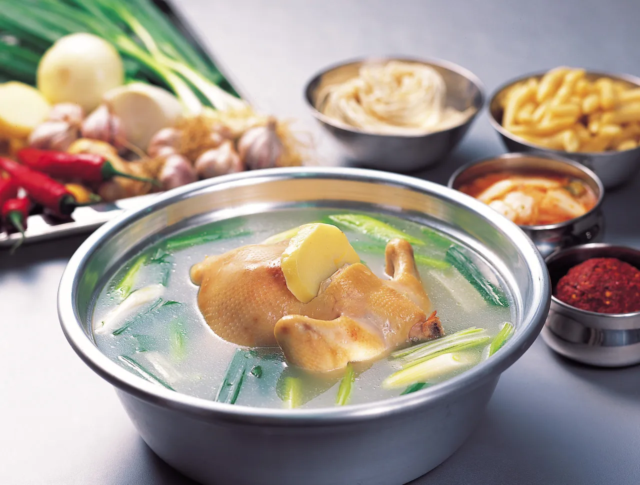 Jin's Original Dakhanmari Jongno Main Store — food