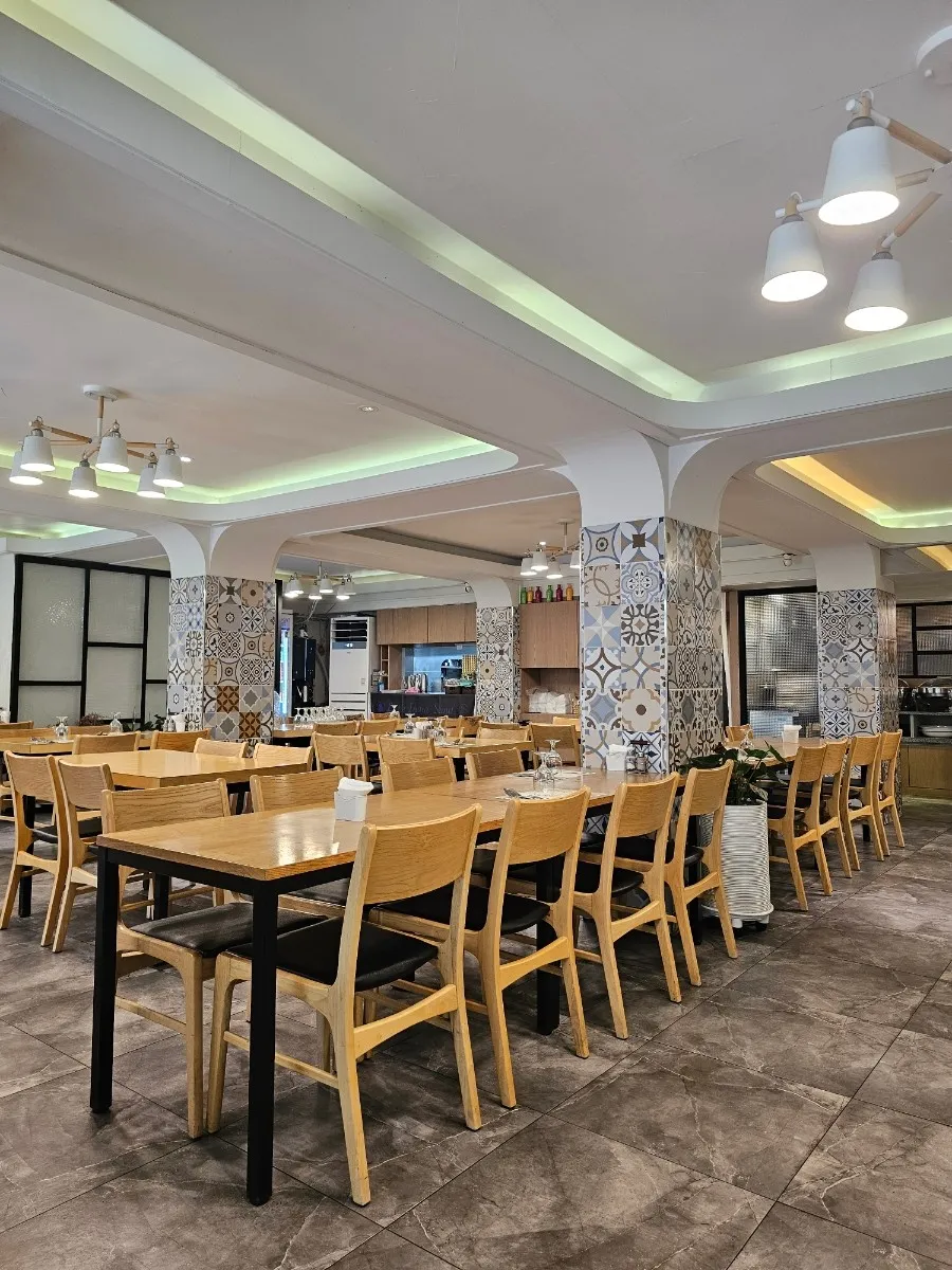 Little India Seoul — interior