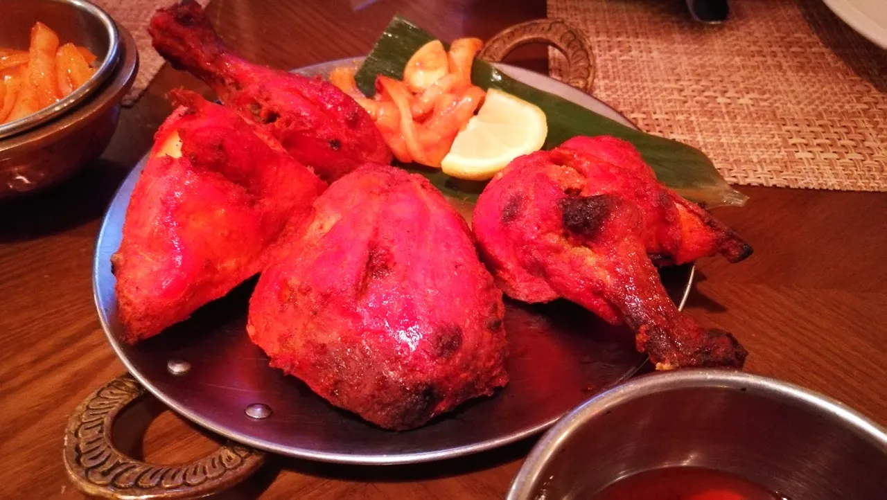 Om Restaurant & Café (Gwanghwamun Branch) — food